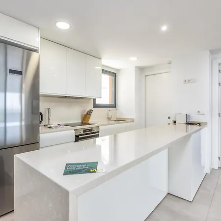 Apartamento Vivi Homes - Boa Pool, Jacuzzi, Terrace & Sea View *