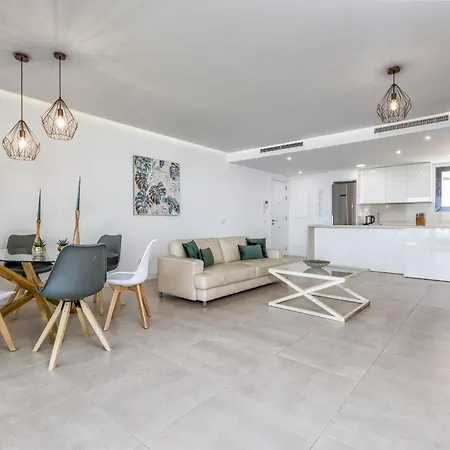 Apartamento Vivi Homes - Boa Pool, Jacuzzi, Terrace & Sea View