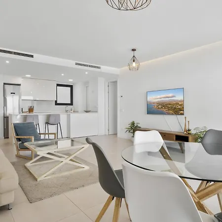Apartamento Vivi Homes - Boa Pool, Jacuzzi, Terrace & Sea View *