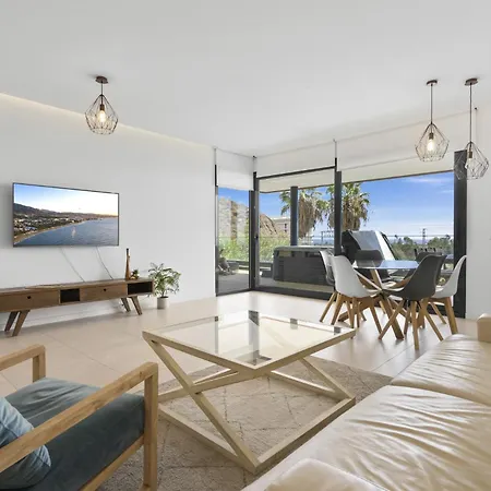 Vivi Homes - Boa Pool, Jacuzzi, Terrace & Sea View Apartamento *