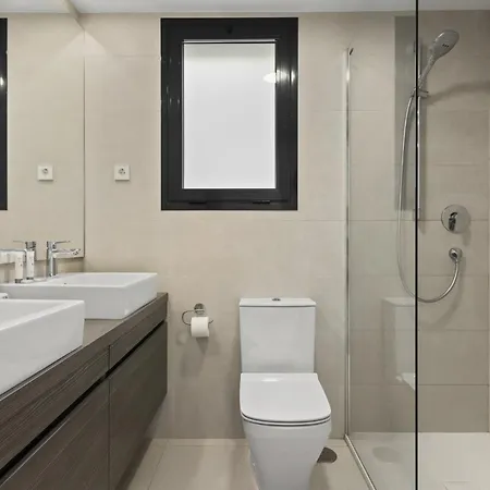 Vivi Homes - Boa Pool, Terrace & Sea View Lejlighed Fuengirola