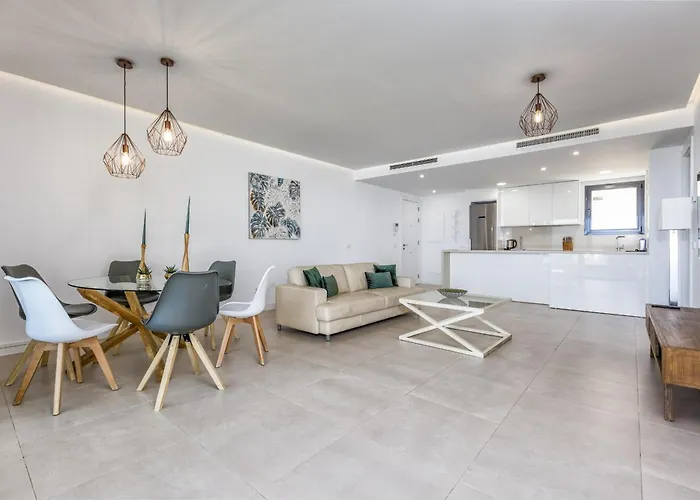 Apartment Vivi Homes - Boa Pool, Terrace & Sea View