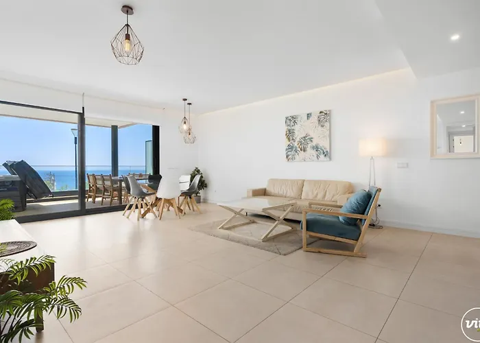 Vivi Homes - Boa Pool, Terrace & Sea View Apartment Fuengirola