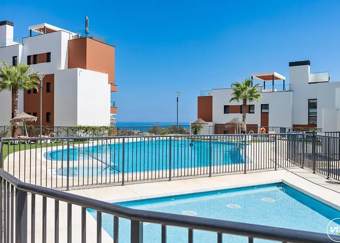 Vivi Homes - Boa Pool, Terrace & Sea View * Fuengirola