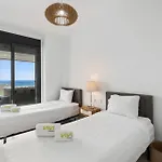 Апартаменты Vivi Homes - Boa Pool, Terrace & Sea View Фуэнхирола