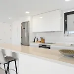 Vivi Homes - Boa Pool, Terrace & Sea View